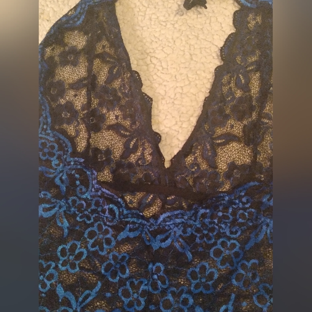 Sexy lace teddy - Picture 11 of 12